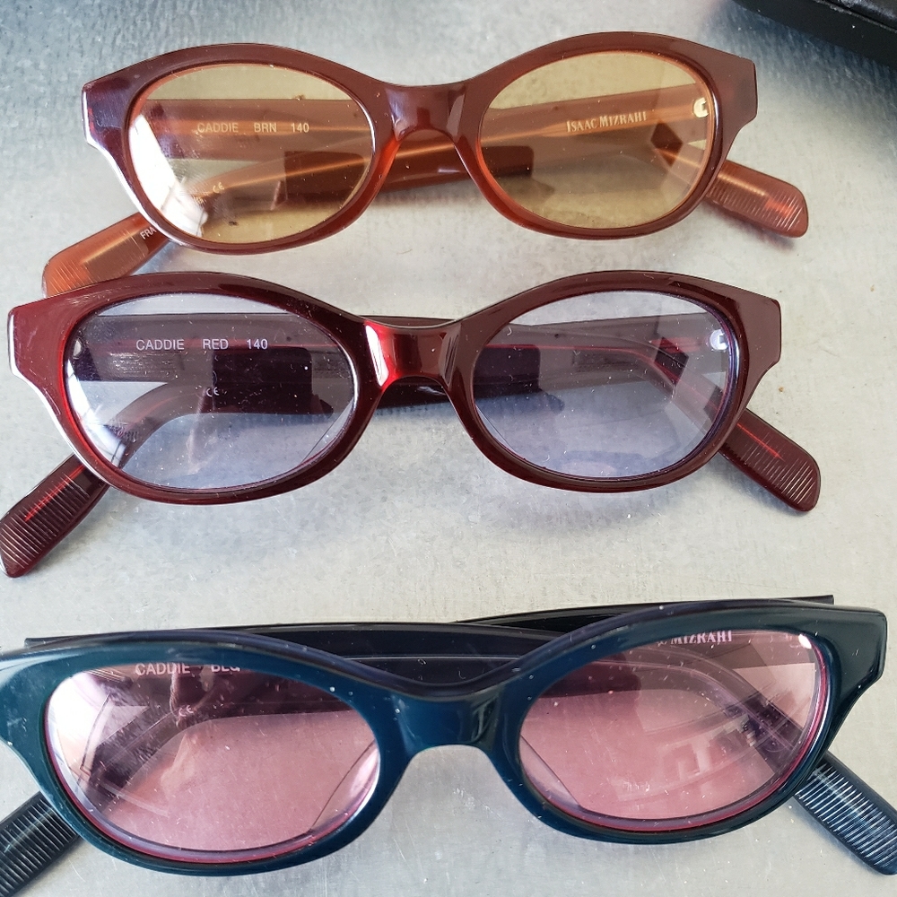 Isaac Mizrahi Fashion sunglasses